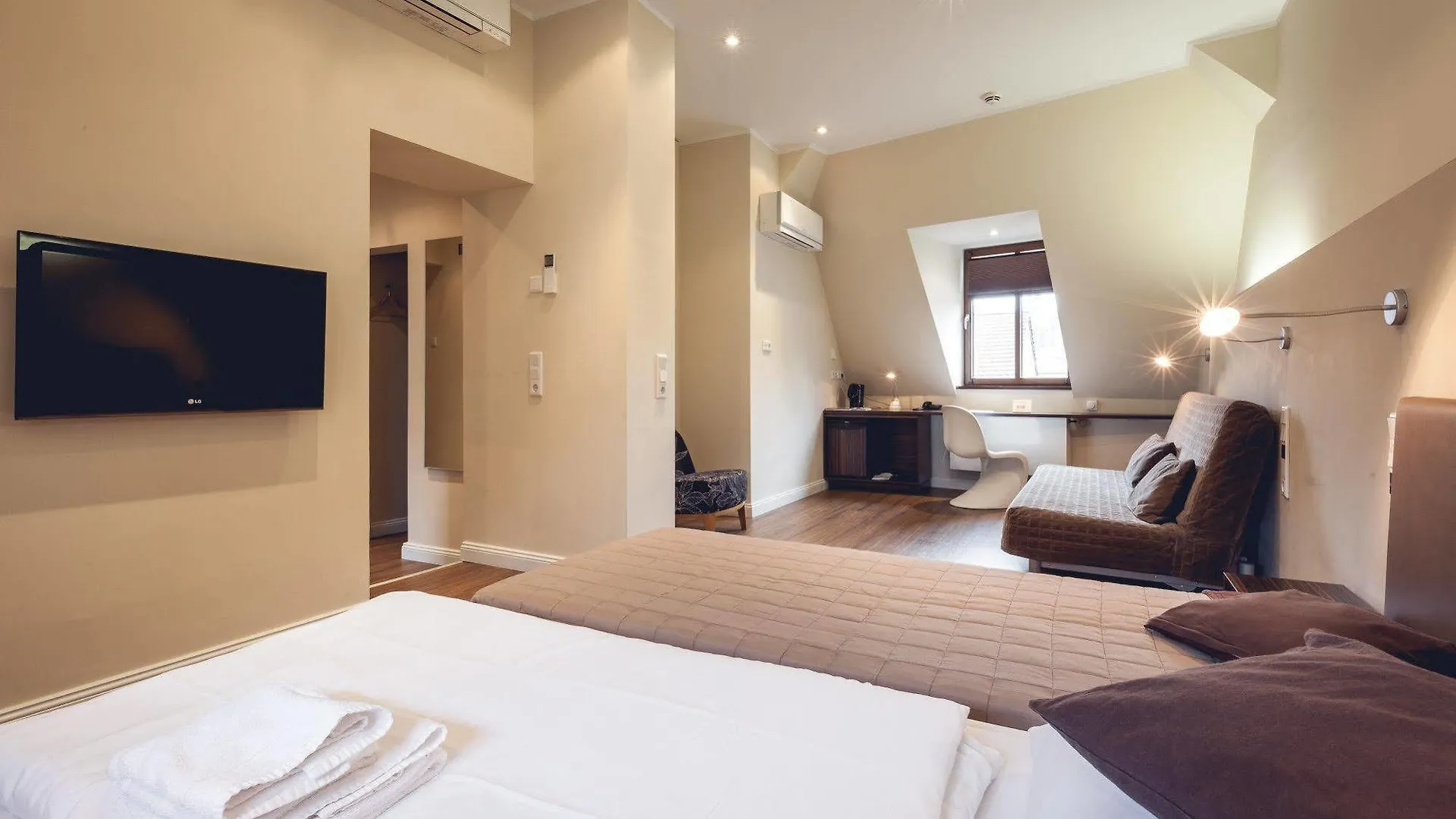 Hotel Casa Colonia
