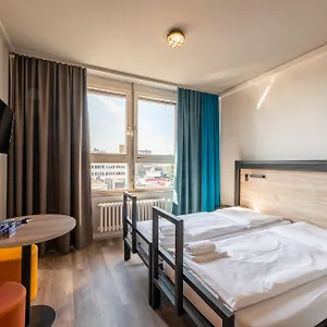** Otel A&o Almanya