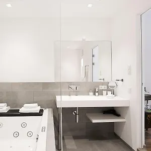 1st Floor 2 Cologne